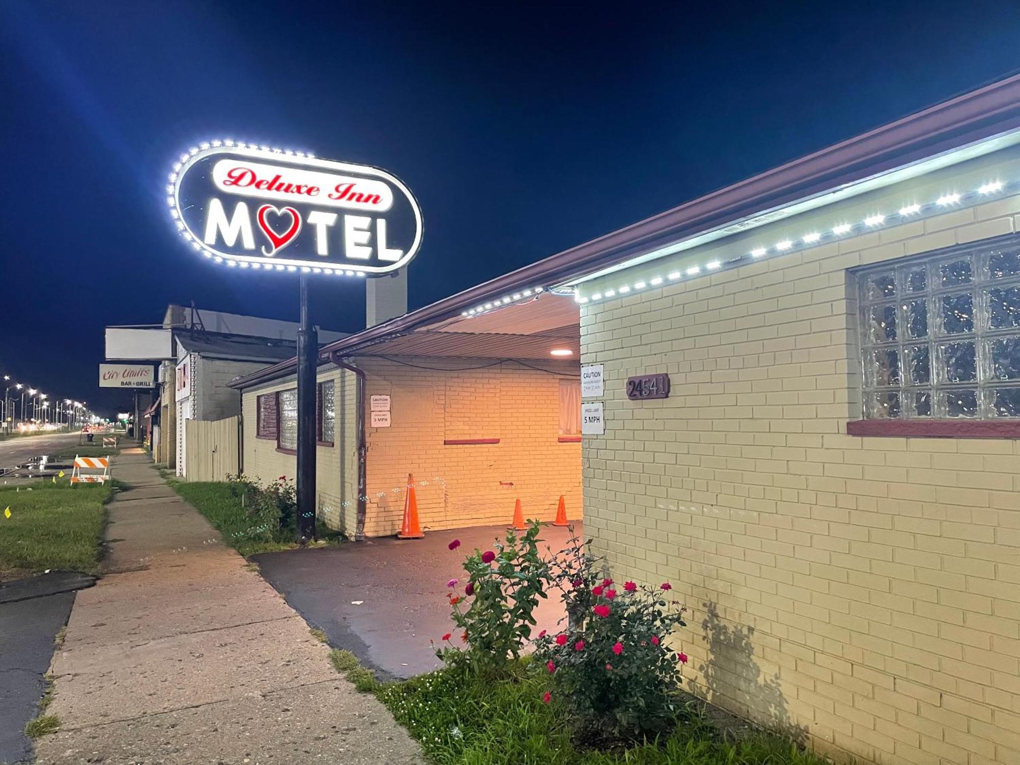 Deluxe Inn Motel ดีทรอยต์ ภายนอก รูปภาพ