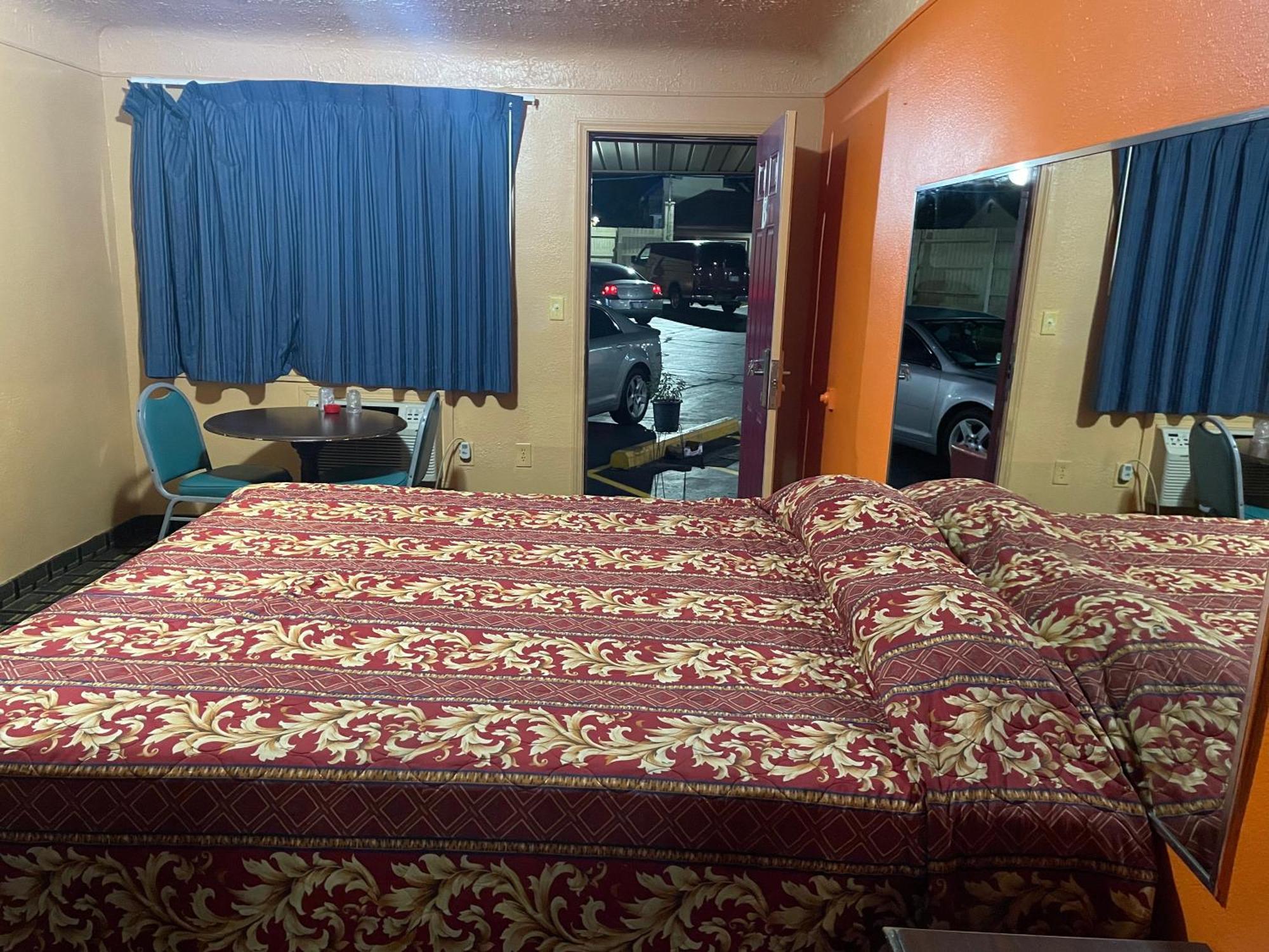 Deluxe Inn Motel ดีทรอยต์ ภายนอก รูปภาพ